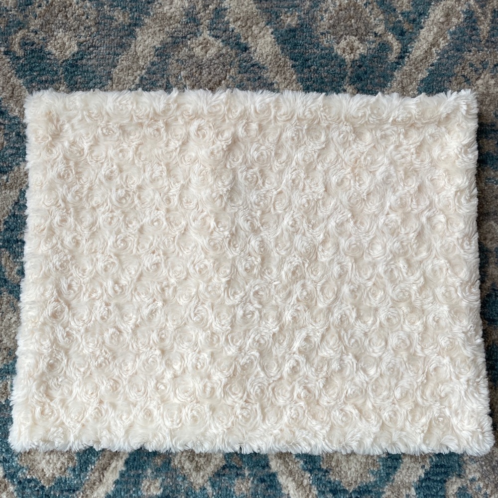 Target rose scarf